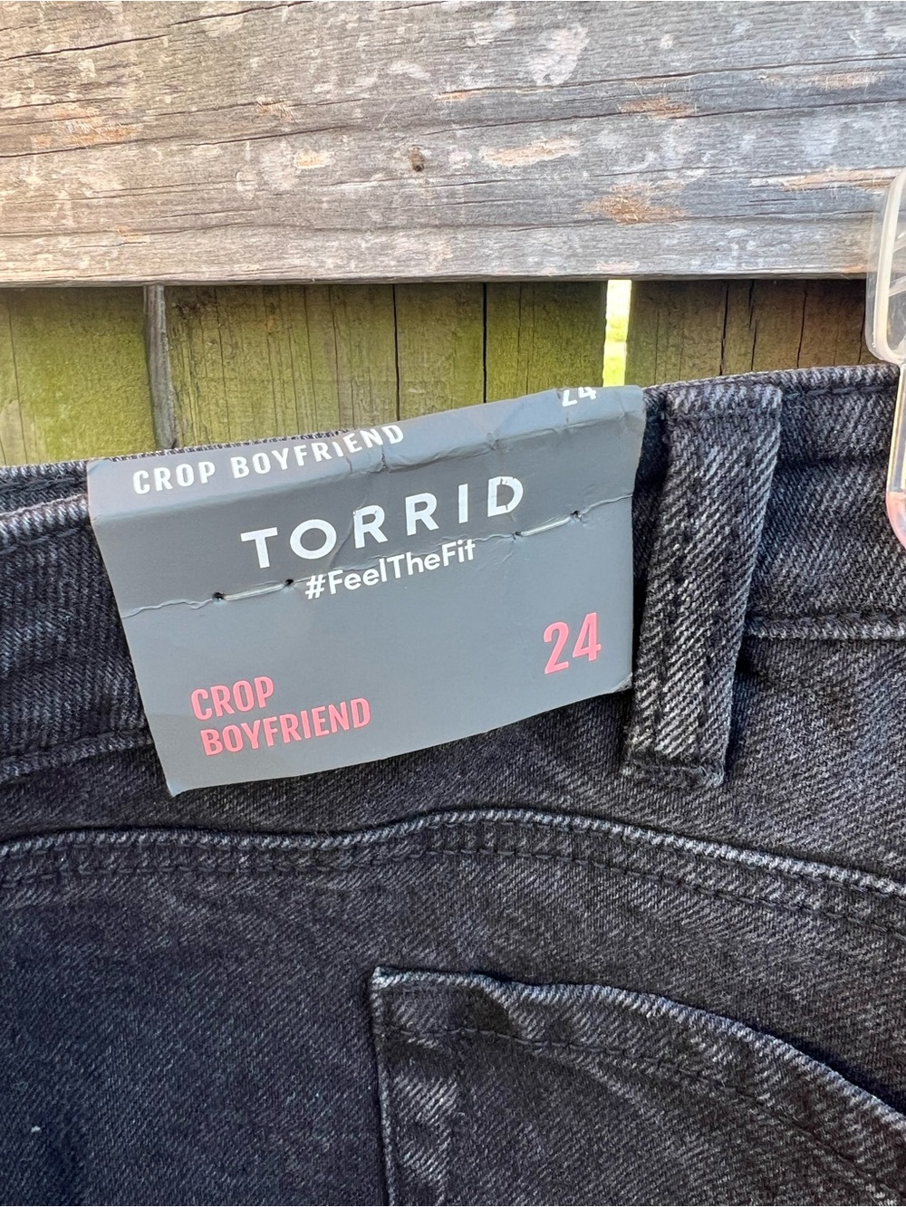 Torrid Black crop boyfriend Distressed mid rise Jeans - Picture 8 of 8